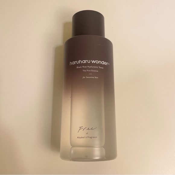 Haru Haru Wonder Toner *FREE OF VERSION* - Picture 1 of 7